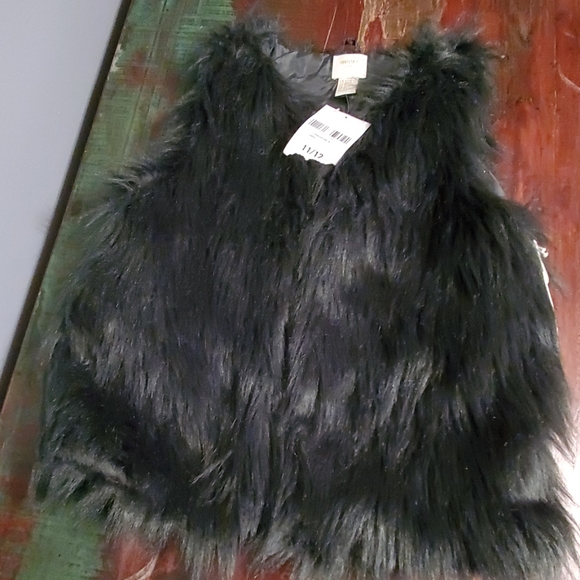 Forever 21 Other - $5 & under 3/$10 Forever 21 Girls Fur Vest NWT